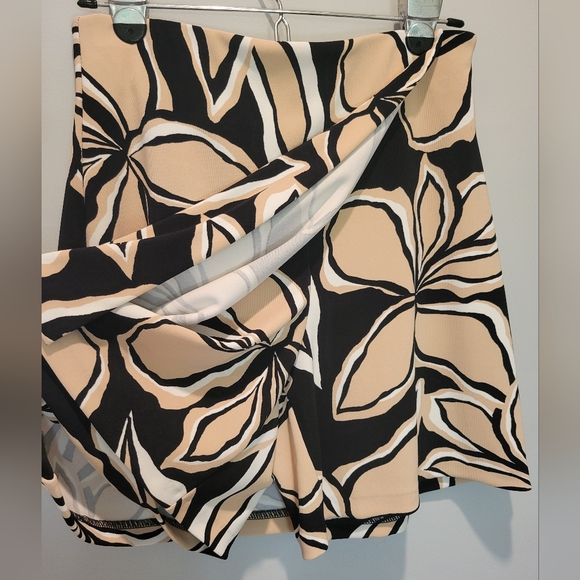 Boston Proper Beyond Travel Exploded Sketch Tropical Floral Mini Skort SZ XS - Picture 3 of 8